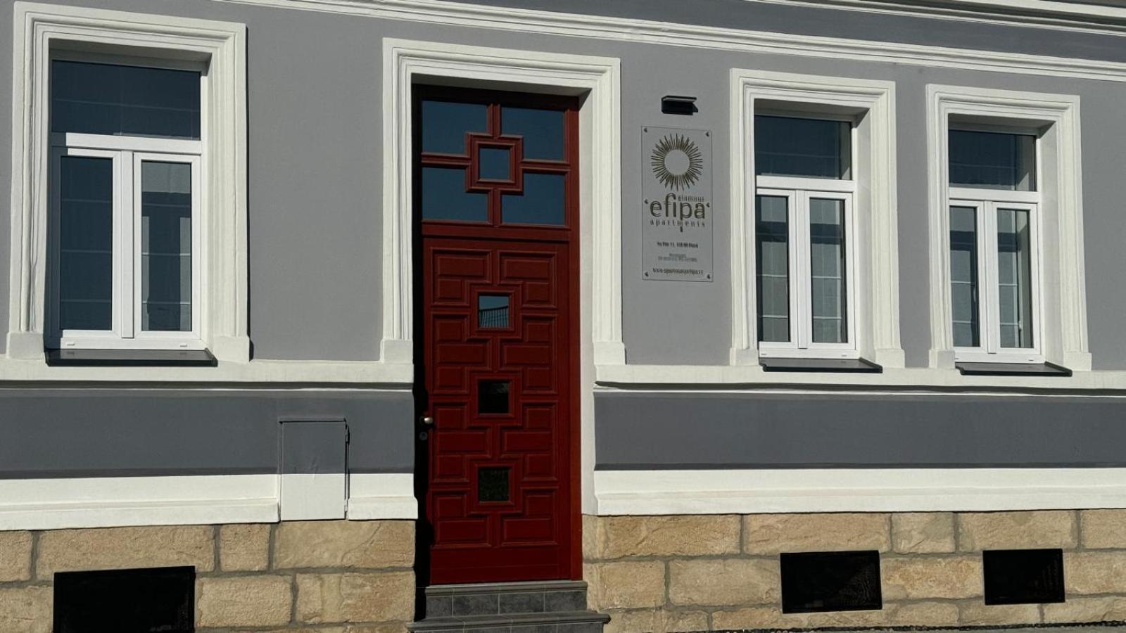 Efipa Glamour Apartments بلزن المظهر الخارجي الصورة