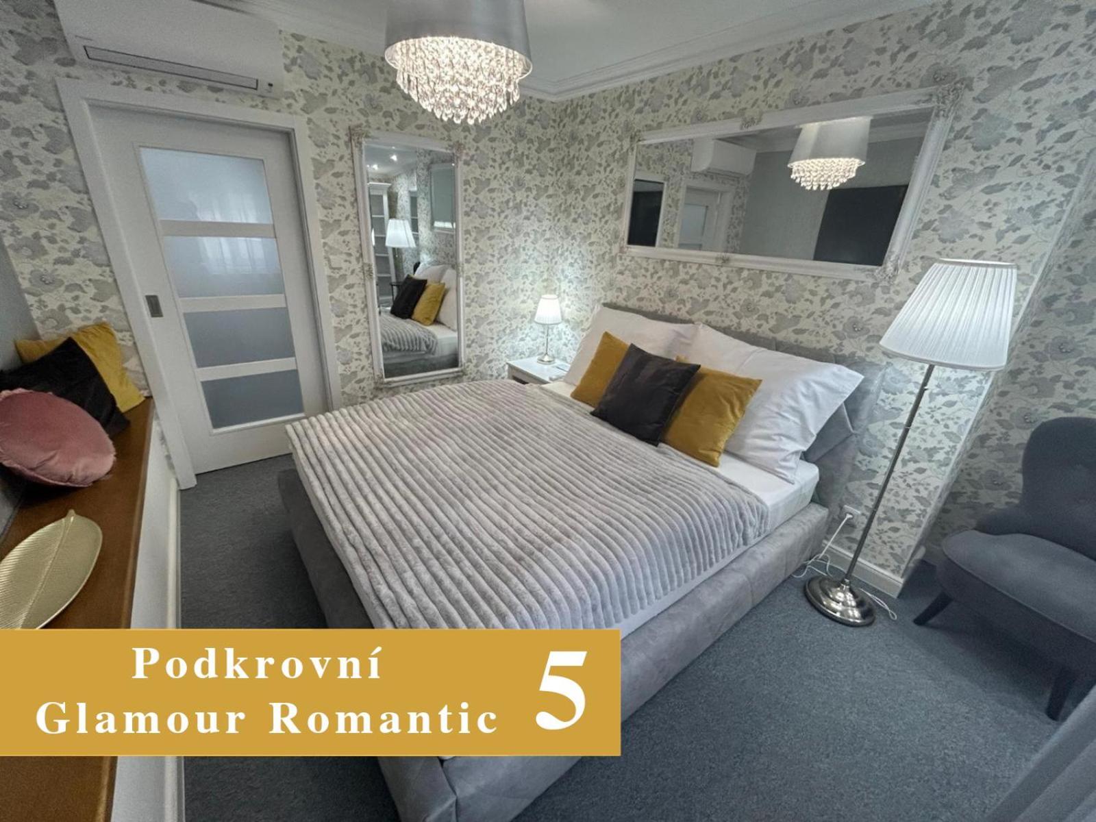 Efipa Glamour Apartments بلزن المظهر الخارجي الصورة