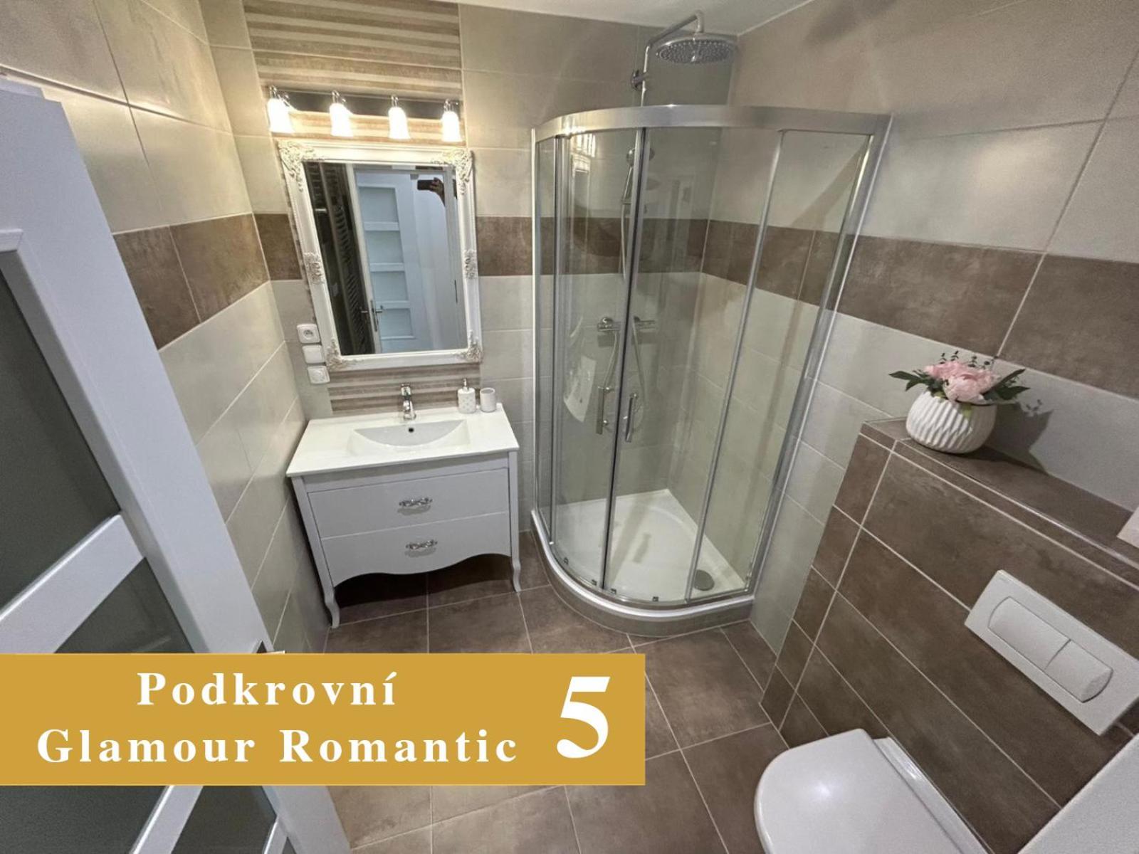 Efipa Glamour Apartments بلزن المظهر الخارجي الصورة