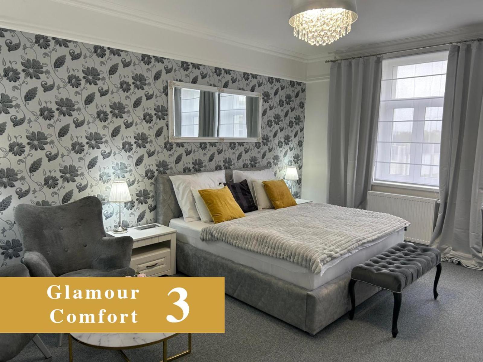 Efipa Glamour Apartments بلزن المظهر الخارجي الصورة