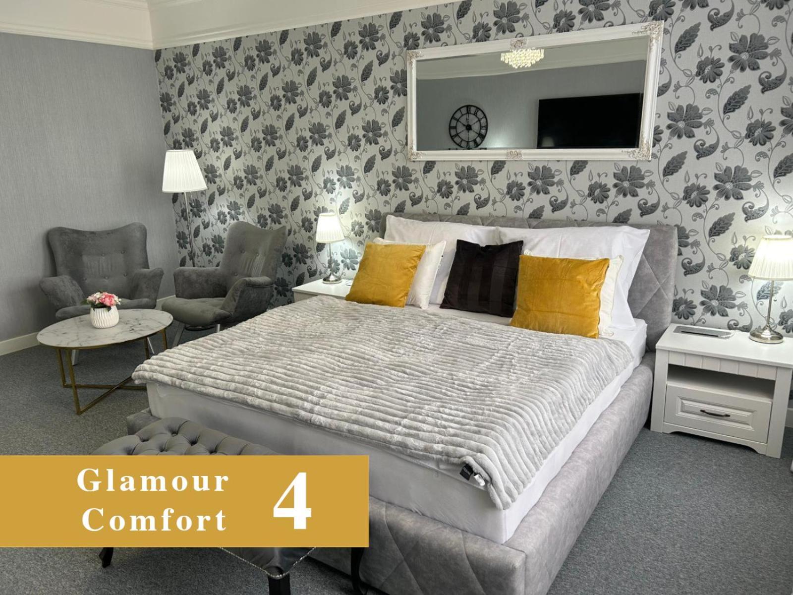Efipa Glamour Apartments بلزن المظهر الخارجي الصورة