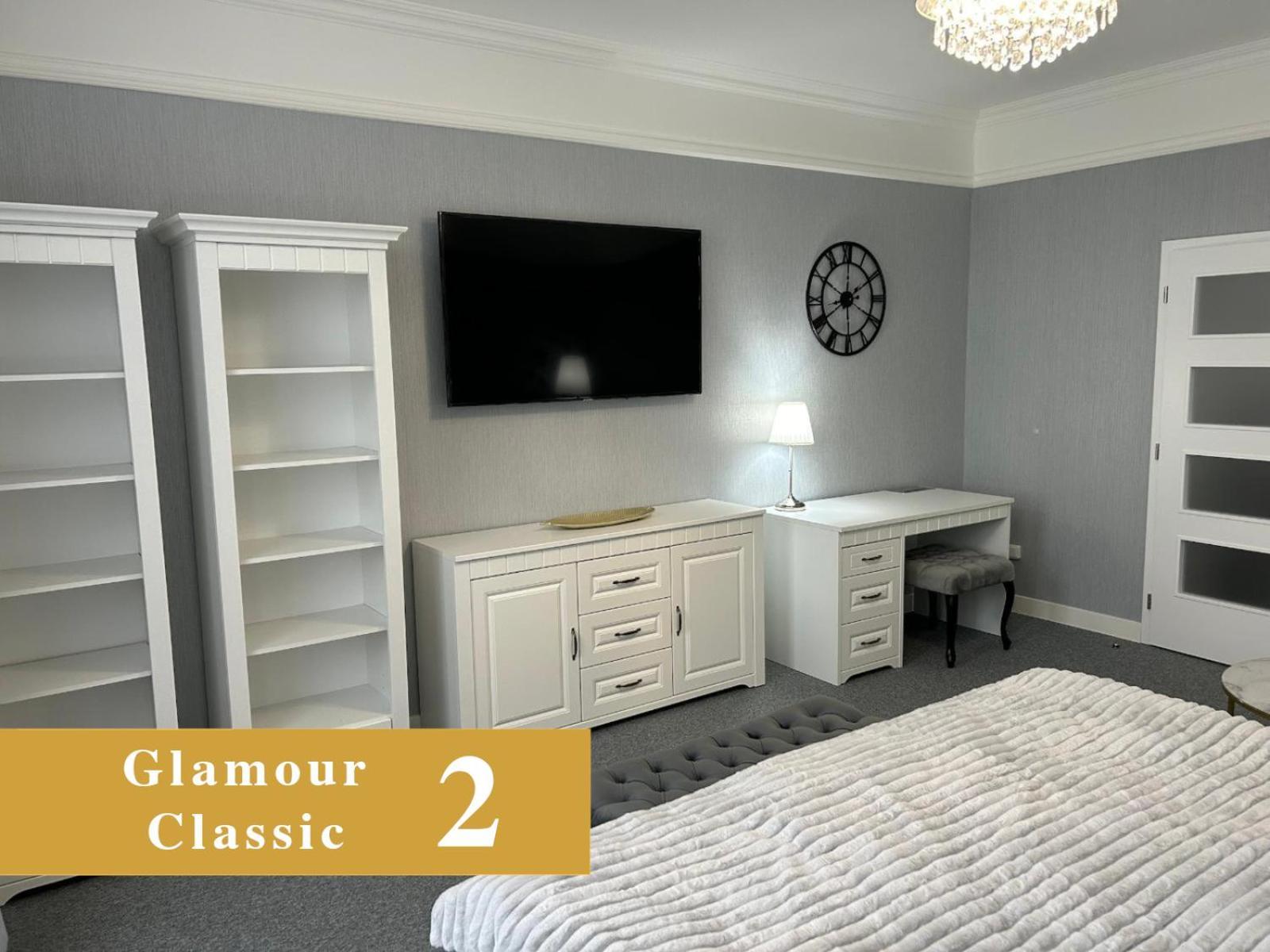 Efipa Glamour Apartments بلزن المظهر الخارجي الصورة
